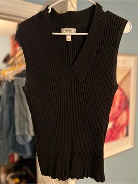 Dress Barn Black Ribbed V-Neck Sleeveless Top